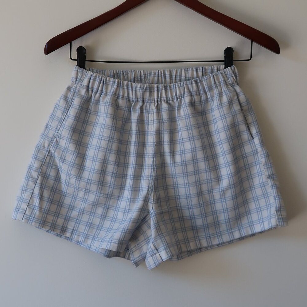 BRANDY MELVILLE blue and white shorts